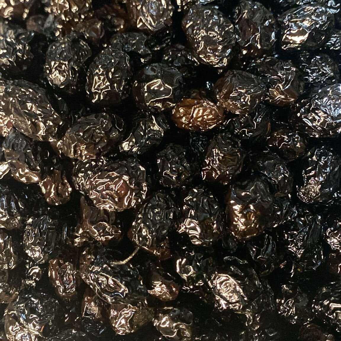 Siyah Gemlik Gün Kurusu İri Zeytin 1kg