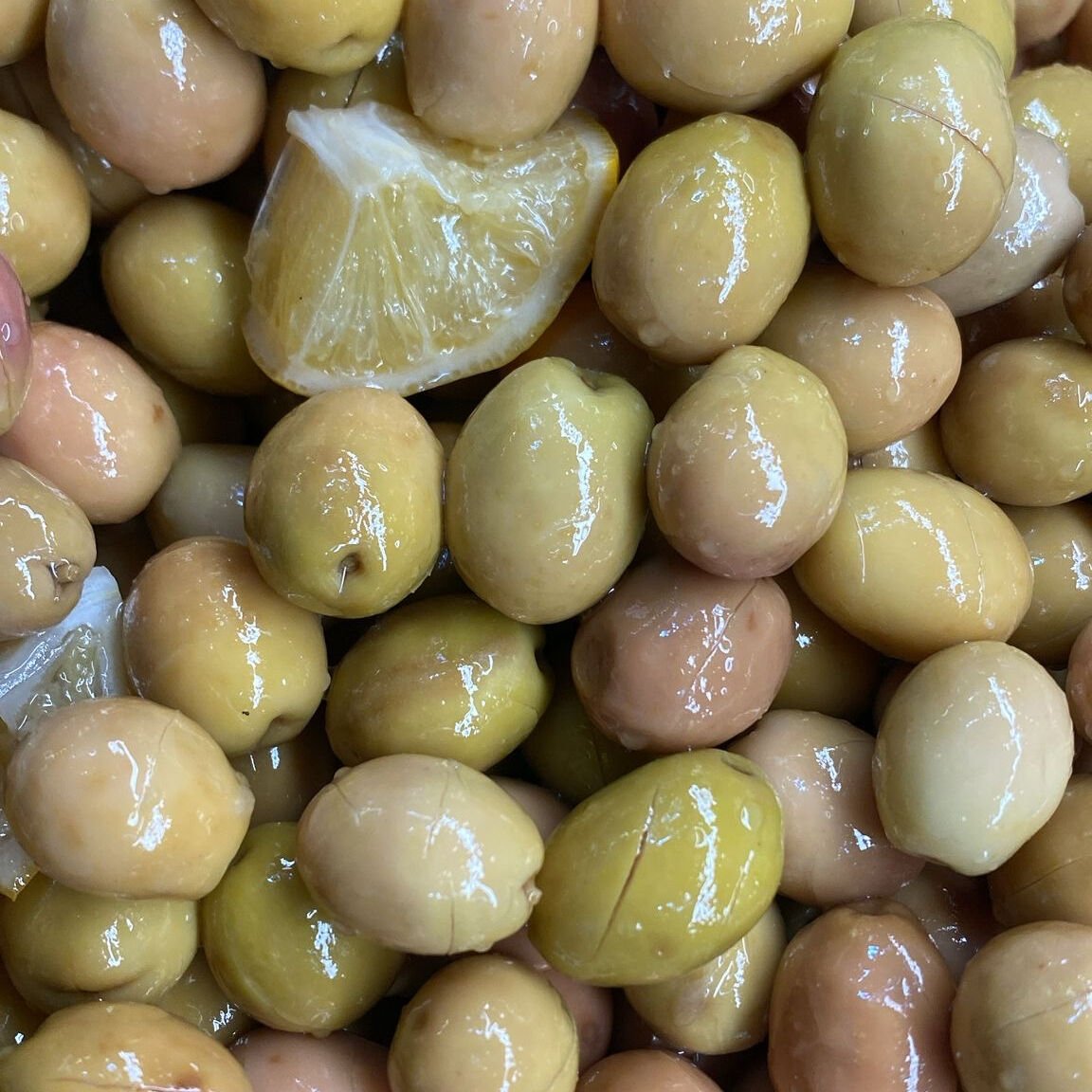 Yeşil İri Çizik Zeytin 1kg